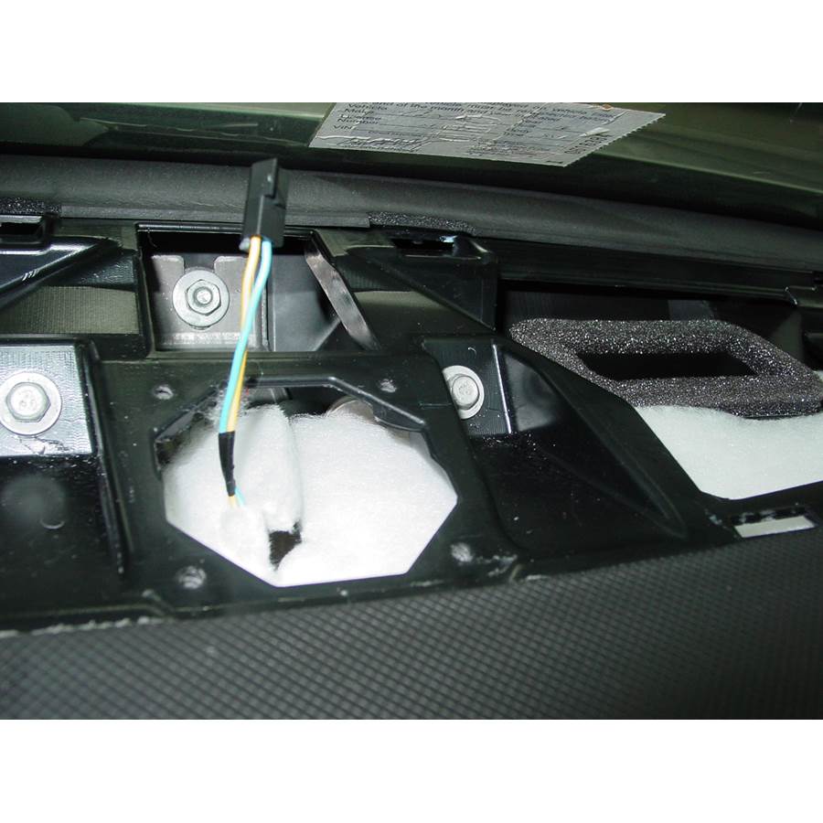2004 Cadillac SRX Center dash speaker removed