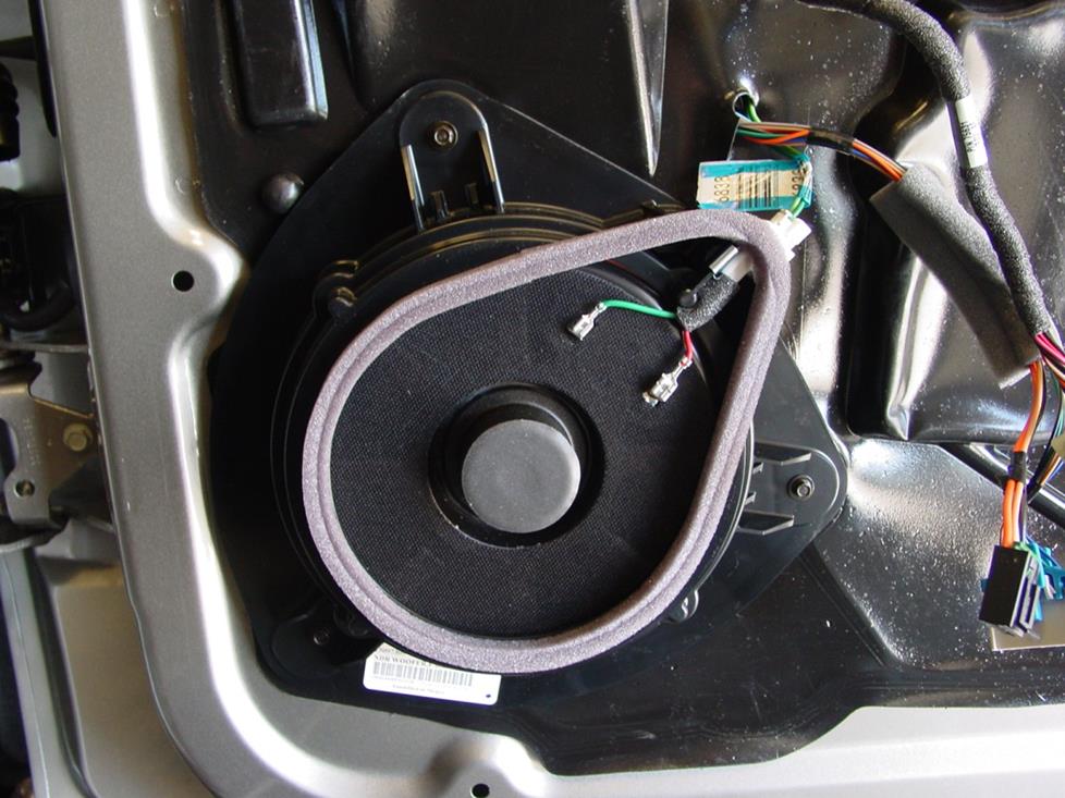 2004 Gmc Envoy Radio Wiring Harness from images.crutchfieldonline.com