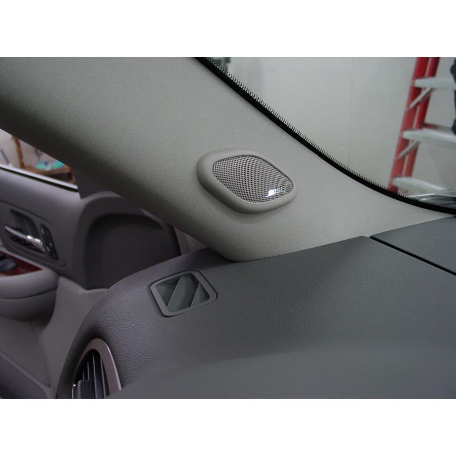 2013 Cadillac Escalade EXT Front pillar speaker location