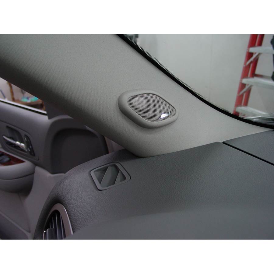 2014 Cadillac Escalade ESV Front pillar speaker location
