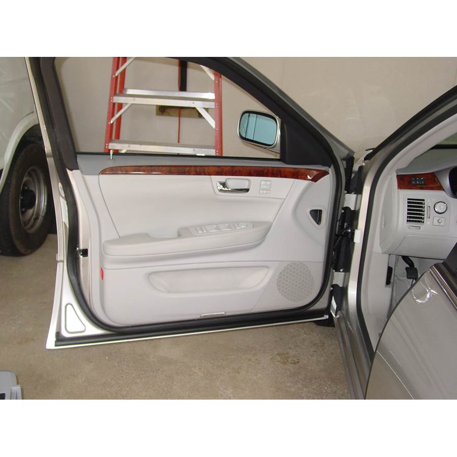 2009 Cadillac DTS Front door speaker location