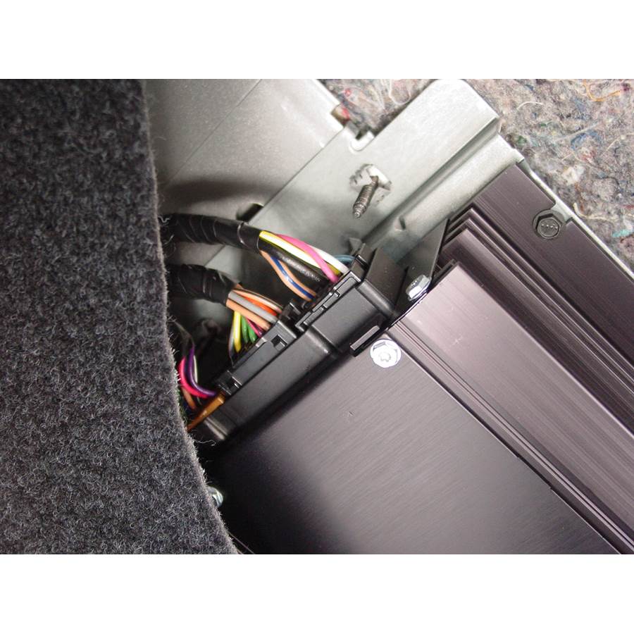 2011 Cadillac DTS Factory amplifier