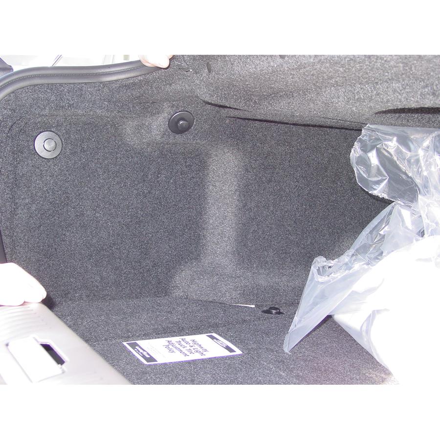 2006 Cadillac STS Factory amplifier location