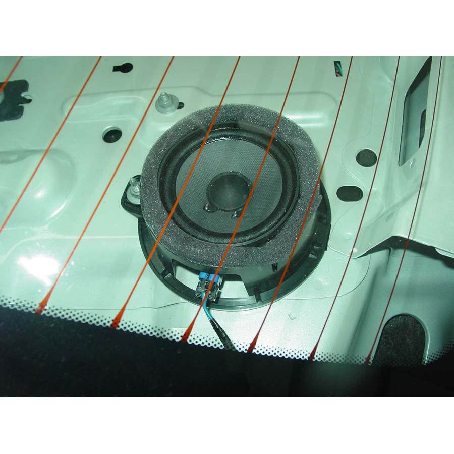 2006 Cadillac STS Rear deck speaker