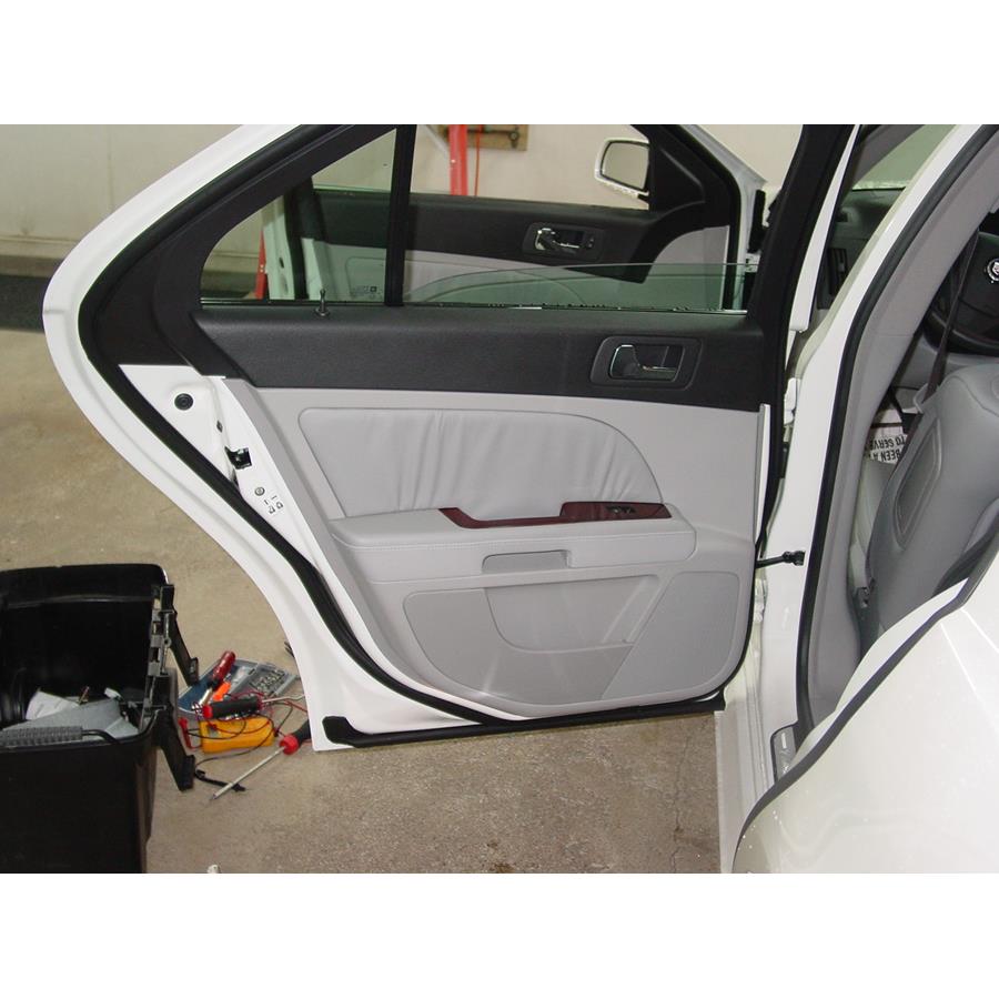 2007 Cadillac STS Rear door speaker location