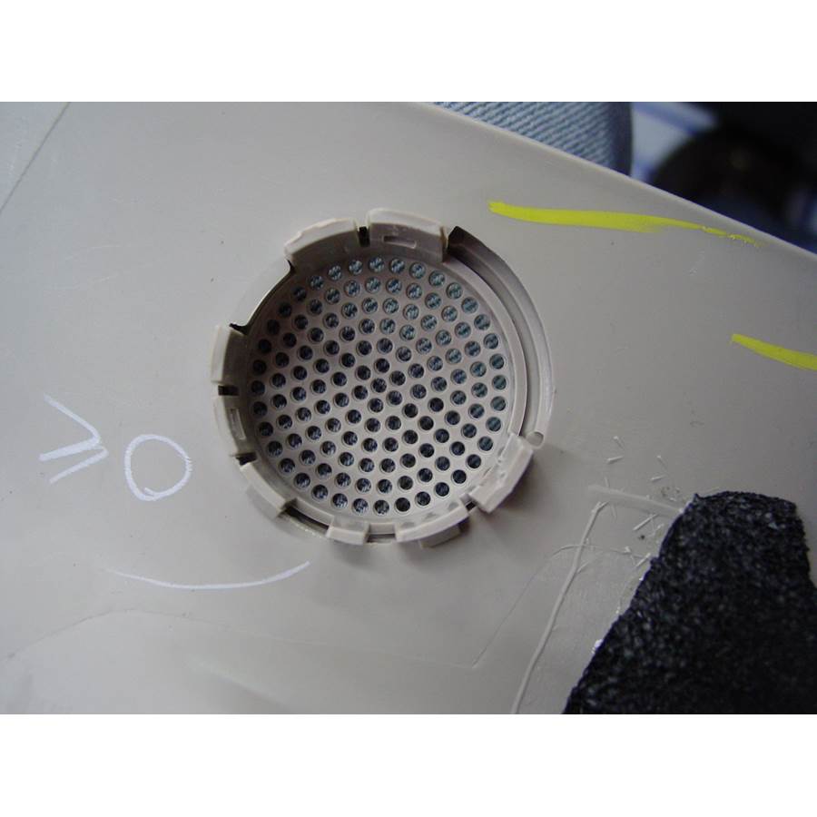 2005 Cadillac Escalade Front pillar speaker removed