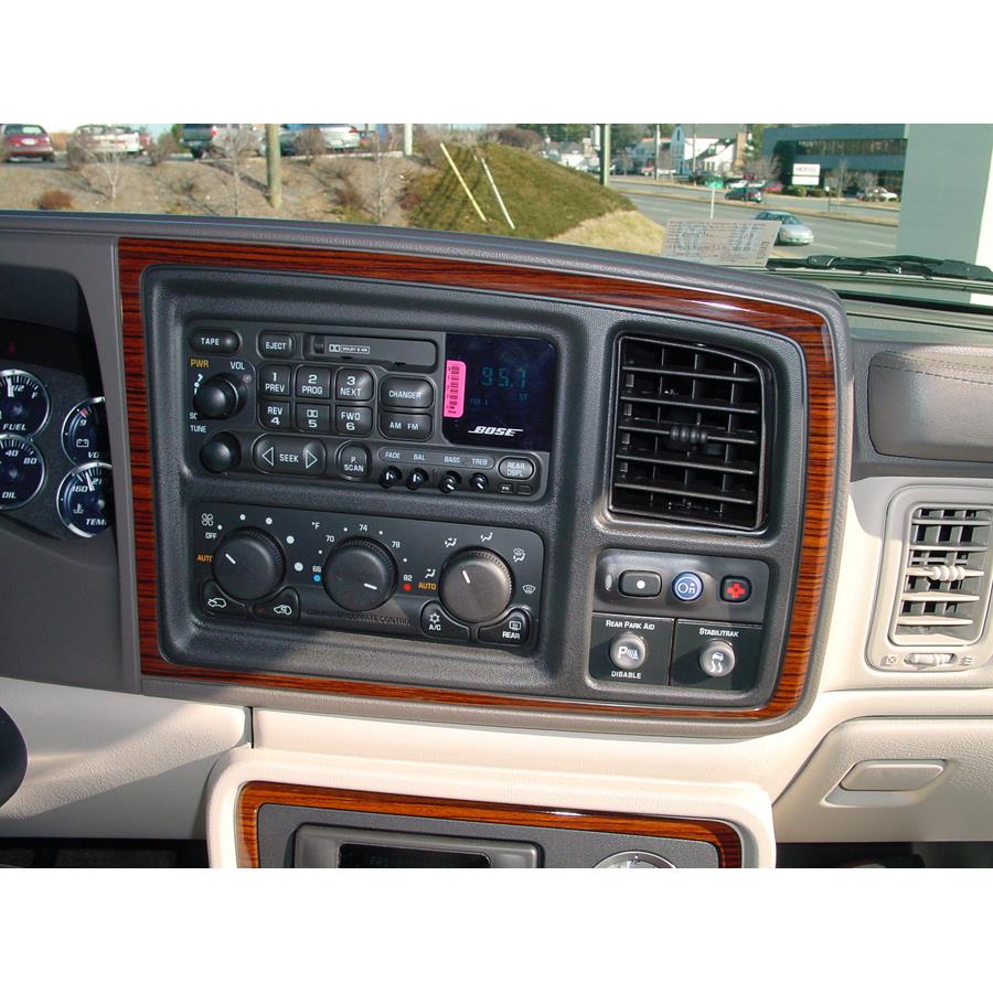 2002 Cadillac Escalade Factory Radio