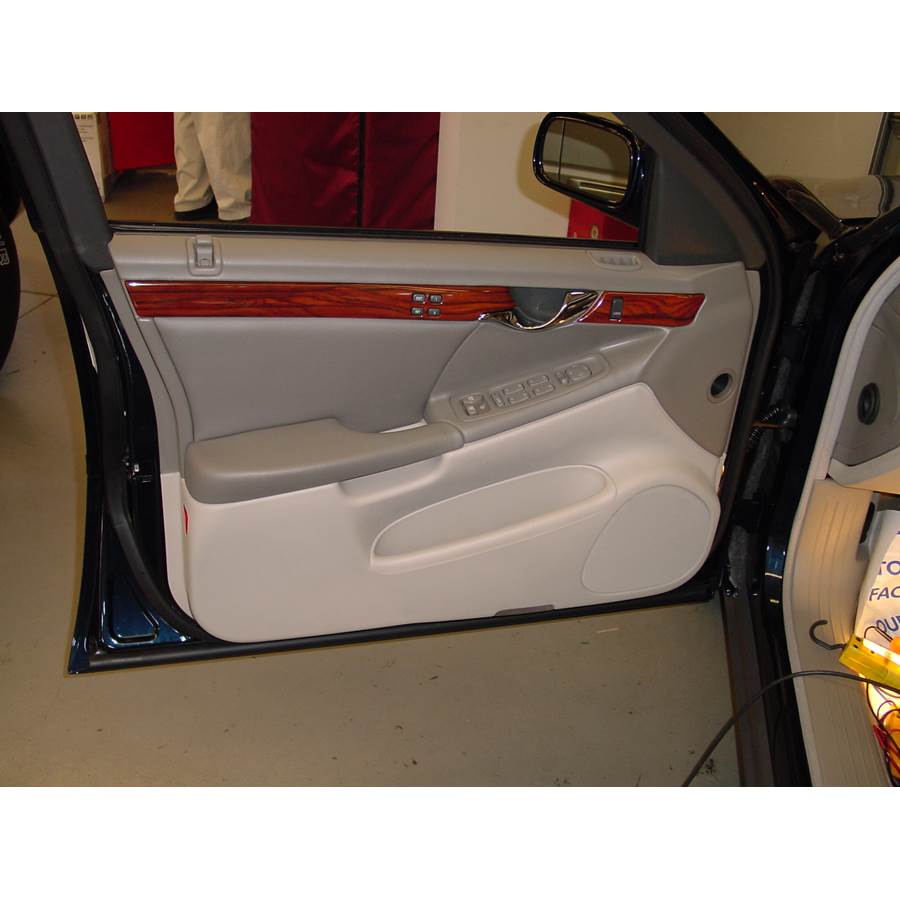 2002 Cadillac DeVille Front door speaker location