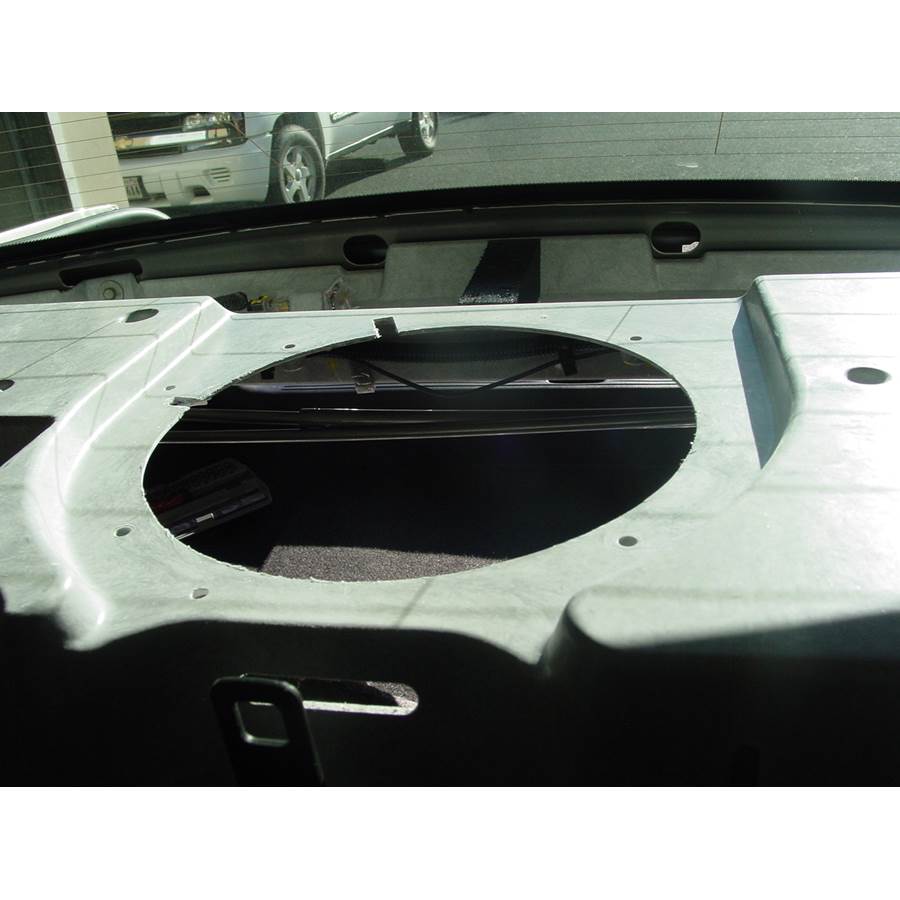 2004 Cadillac DeVille Rear deck center speaker removed