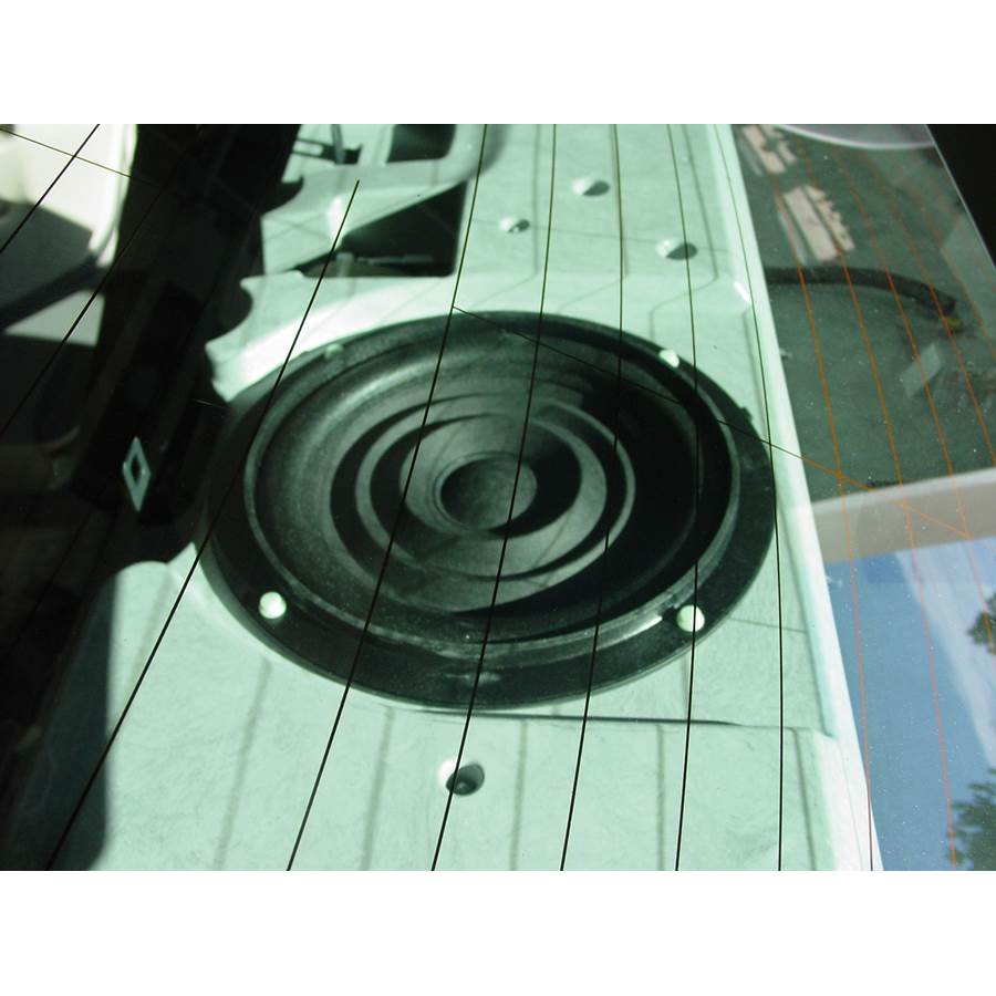 2005 Cadillac DeVille Rear deck center speaker