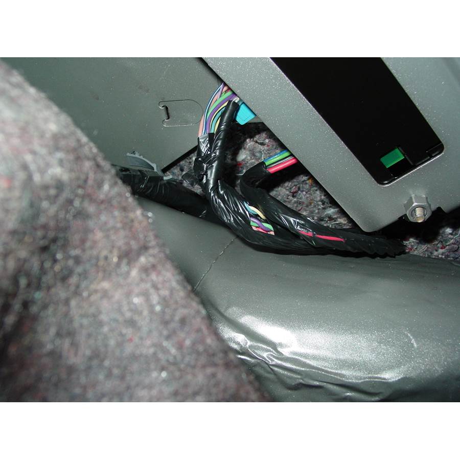 2003 Cadillac DeVille Factory amplifier