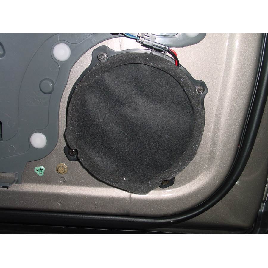2004 Cadillac Seville Front door woofer