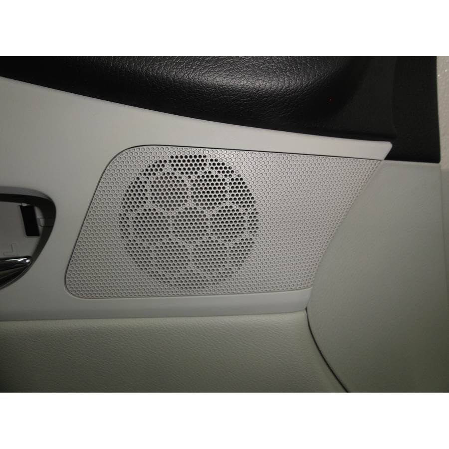2011 Lexus RX450H Front door midrange location