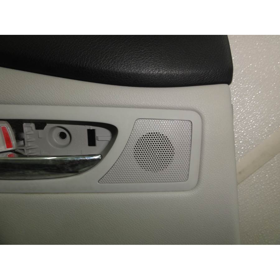 2010 Lexus RX450H Rear door tweeter location