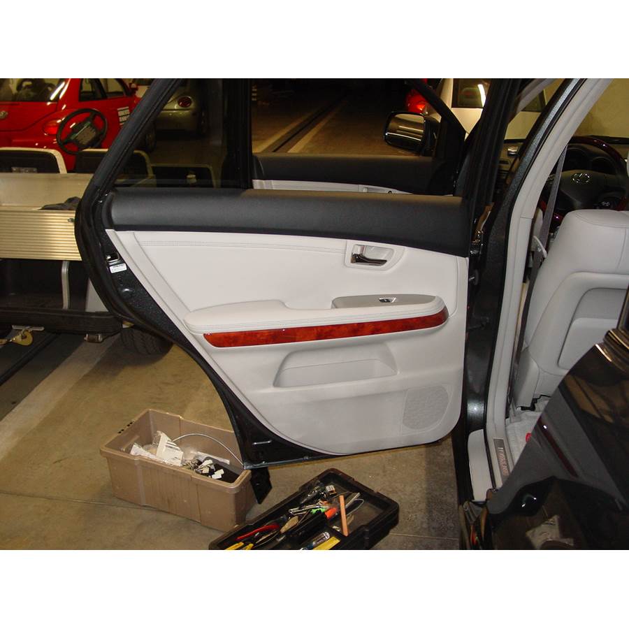 2006 Lexus RX330 Rear door speaker location