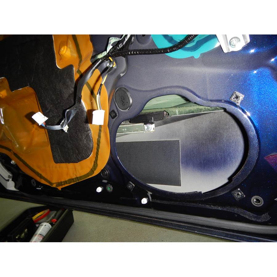 2011 Lexus LS460 Front speaker removed