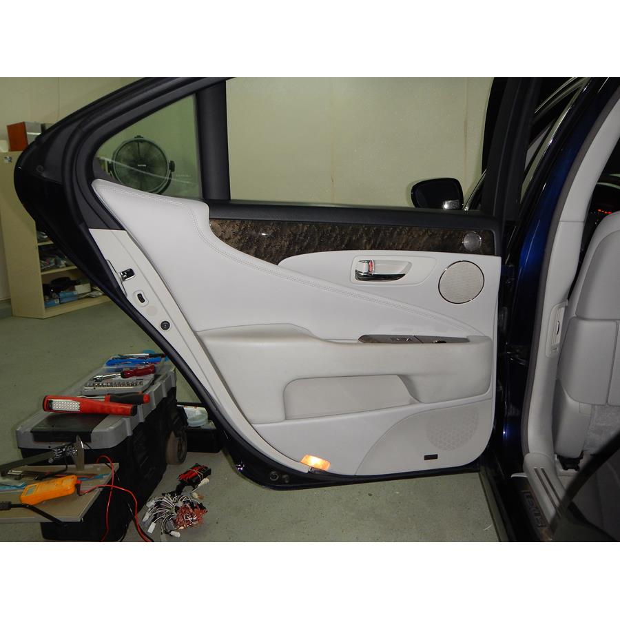 2012 Lexus LS600hL Rear door speaker location