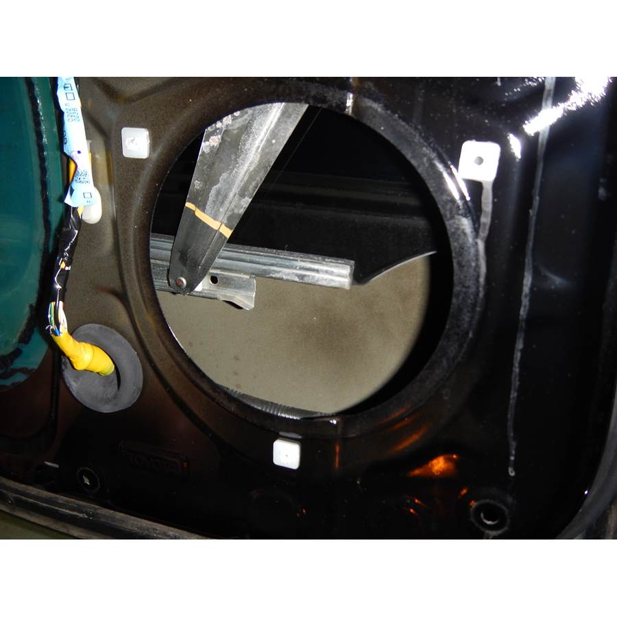 2006 Lexus GX470 Rear door speaker removed