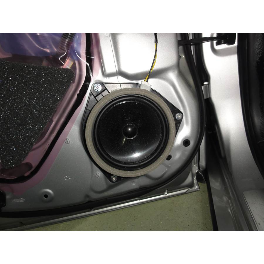 2006 Lexus GS300 Rear door woofer