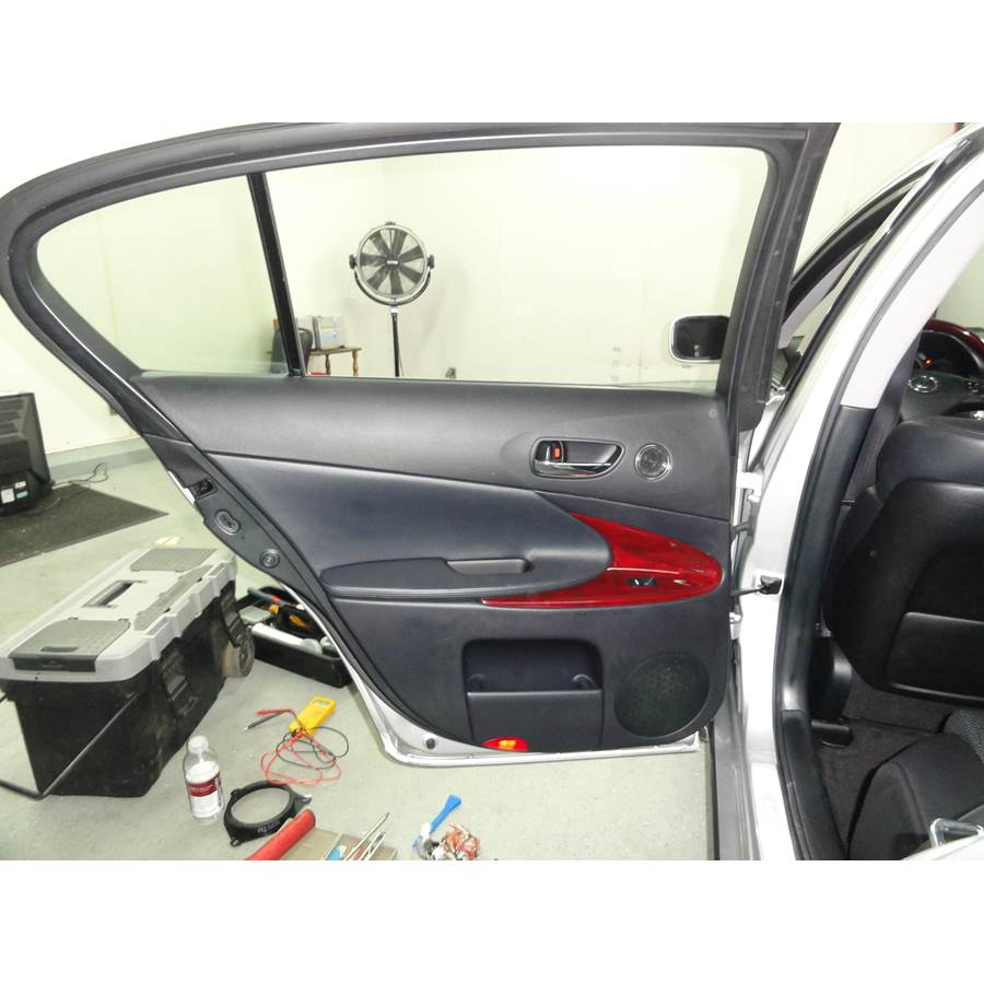 2011 Lexus GS450H Rear door speaker location