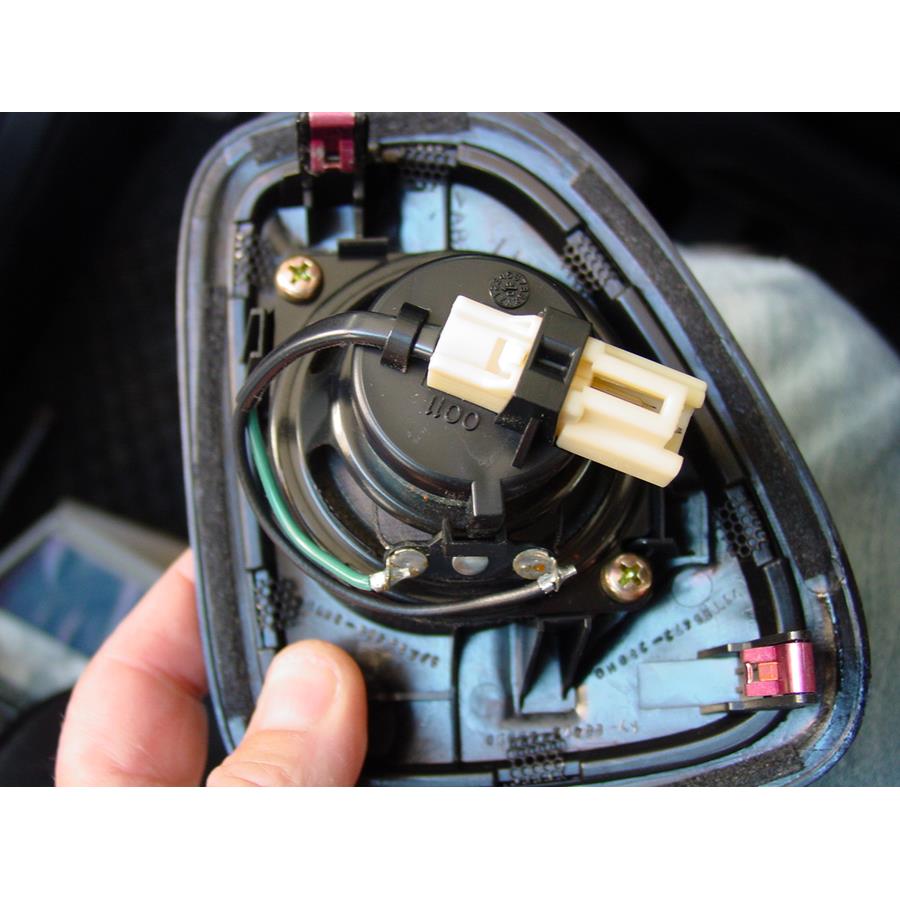 2004 Lexus GS300 Center dash speaker