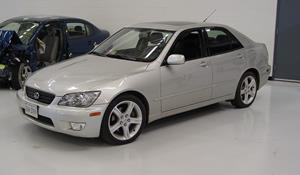 2003 Lexus IS300 Exterior