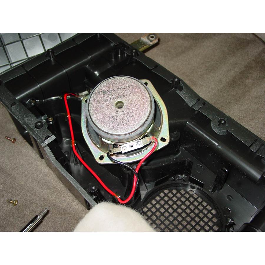 1999 Lexus RX300 Under front seat speaker