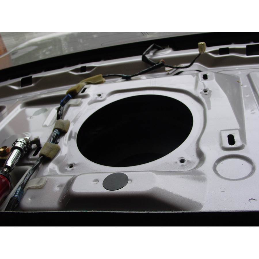 1997 Lexus LS400 Rear deck center speaker removed