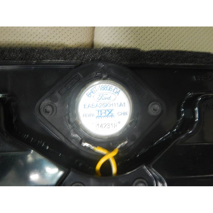 2015 Lincoln Navigator Center dash speaker
