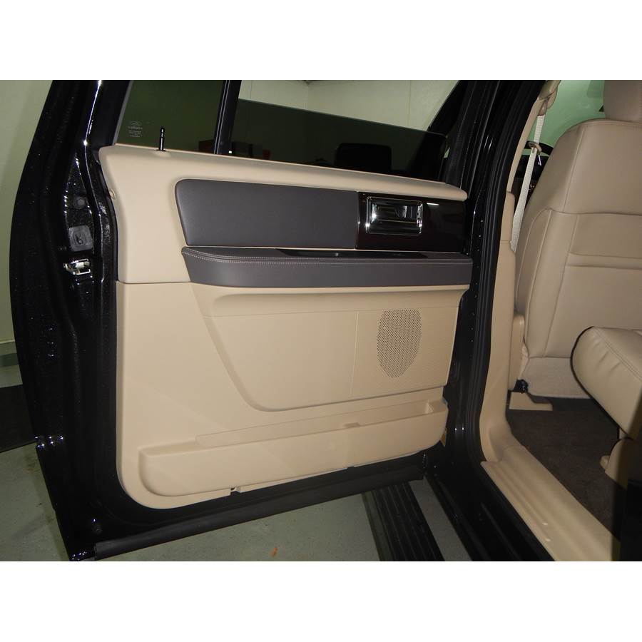 2015 Lincoln Navigator Rear door speaker location