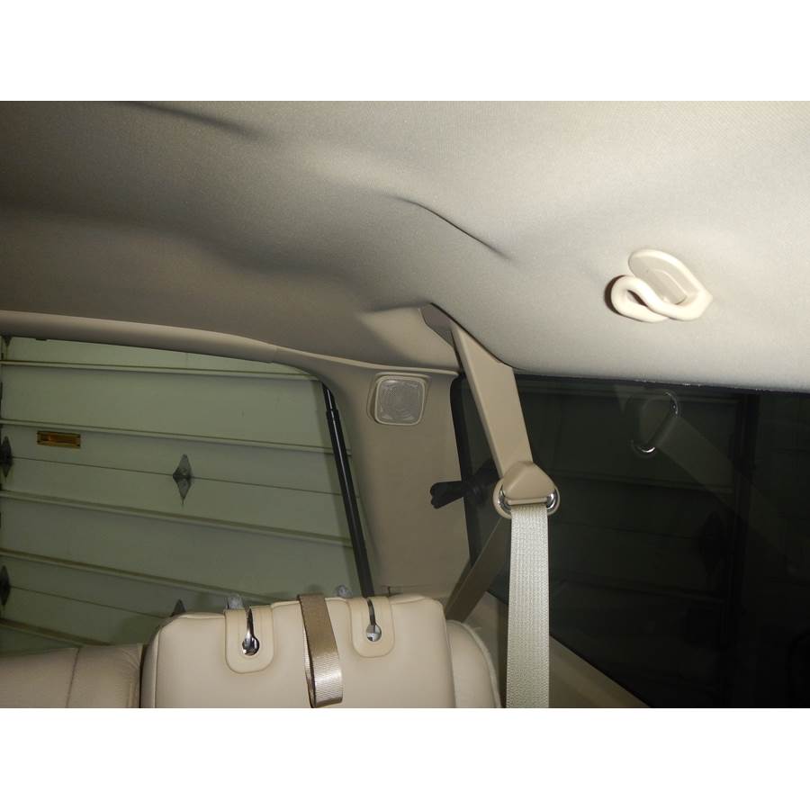 2015 Lincoln Navigator Rear pillar speaker location