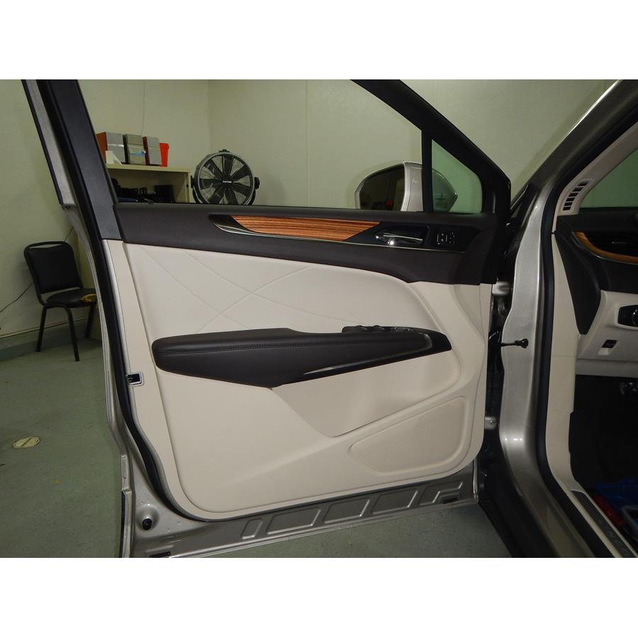 2017 Lincoln MKC Front door speaker location