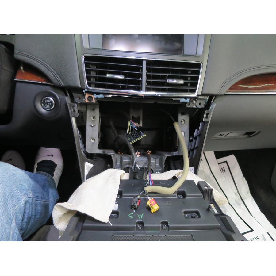 2017 Lincoln MKT Factory radio removed