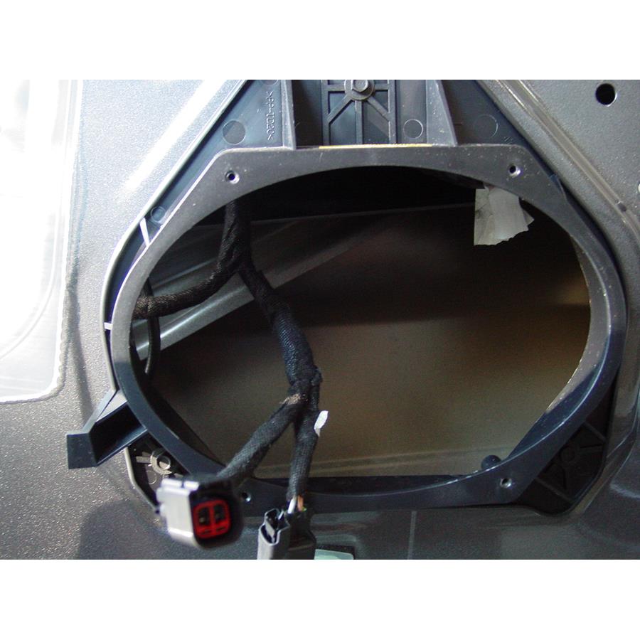 2010 Lincoln MKT Rear door woofer removed