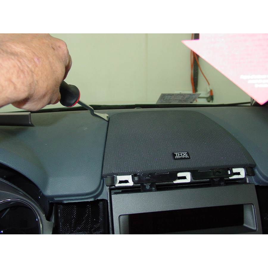 2010 Lincoln MKZ Center dash speaker location