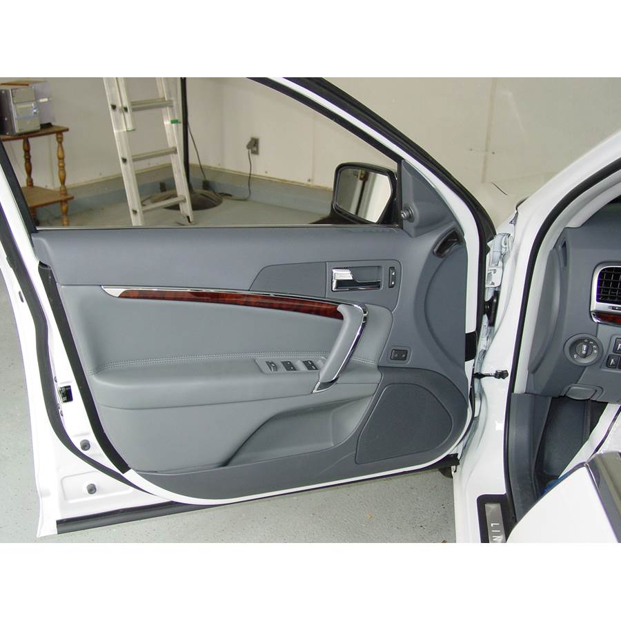 2011 Lincoln MKZ Front door speaker location