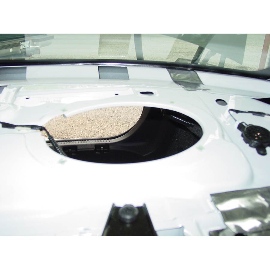 2011 Lincoln MKZ Rear deck speaker removed