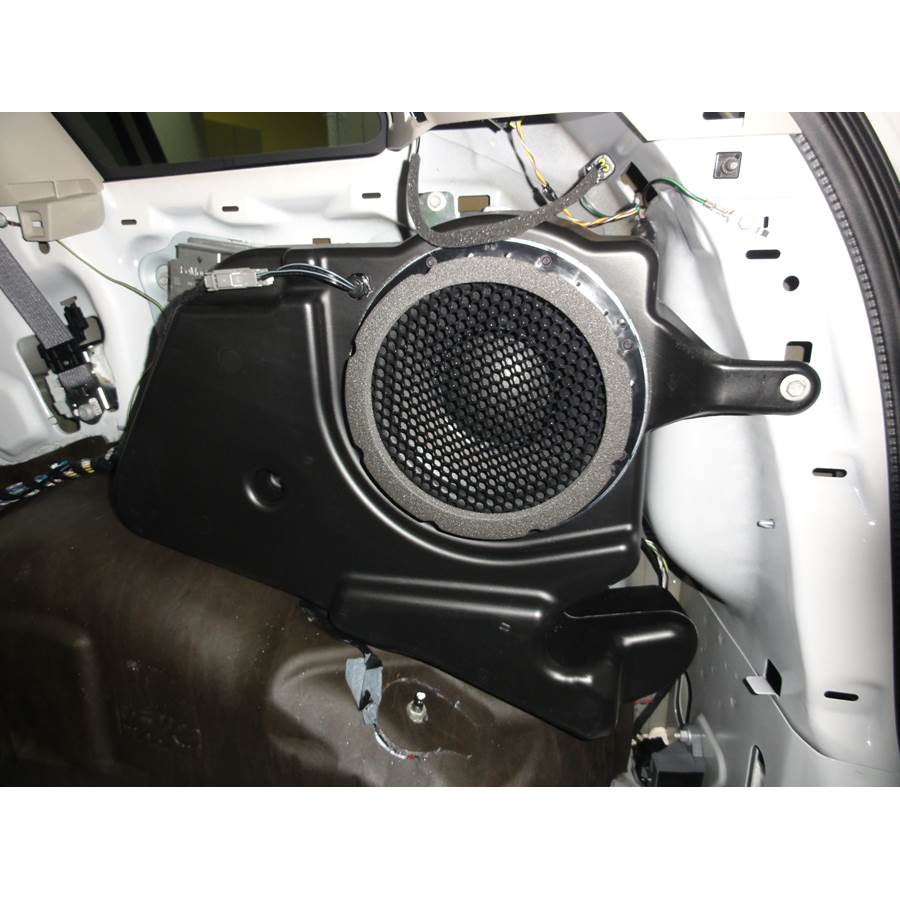 2011 Lincoln MKX Far-rear side speaker