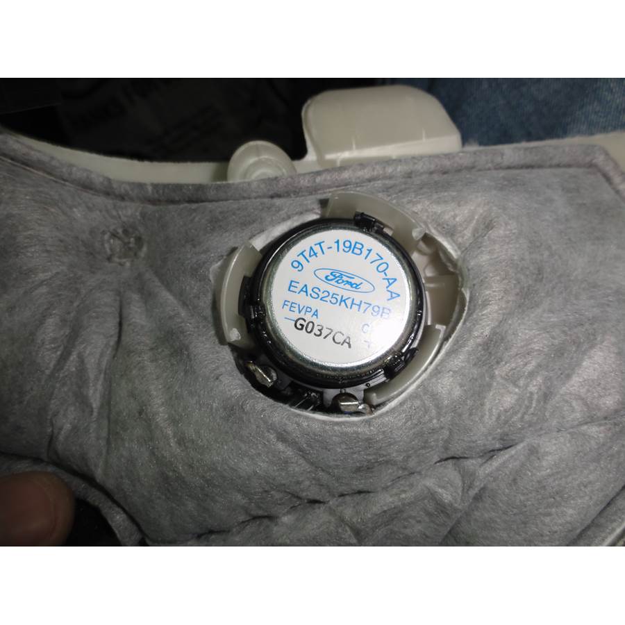 2013 Lincoln MKX Front pillar speaker