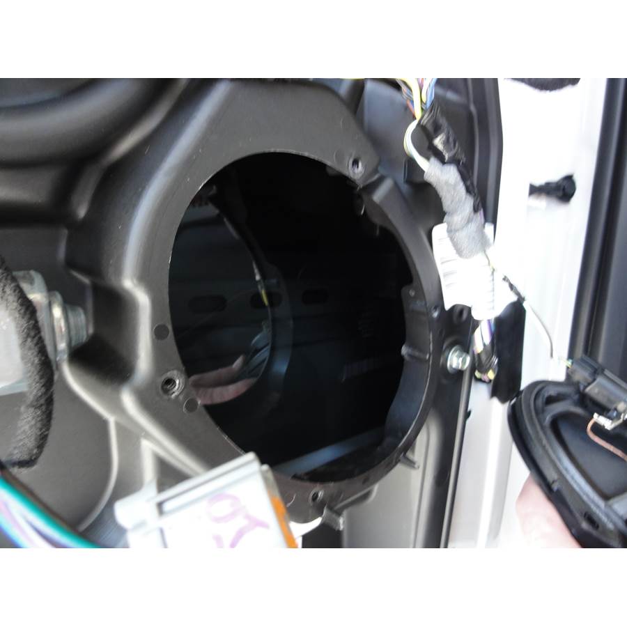 2014 Lincoln MKX Rear door speaker removed