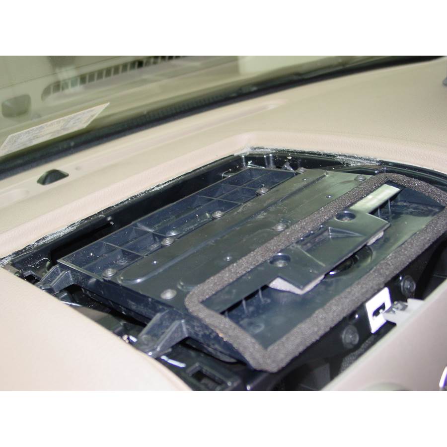 2008 Lincoln MKZ Center dash speaker