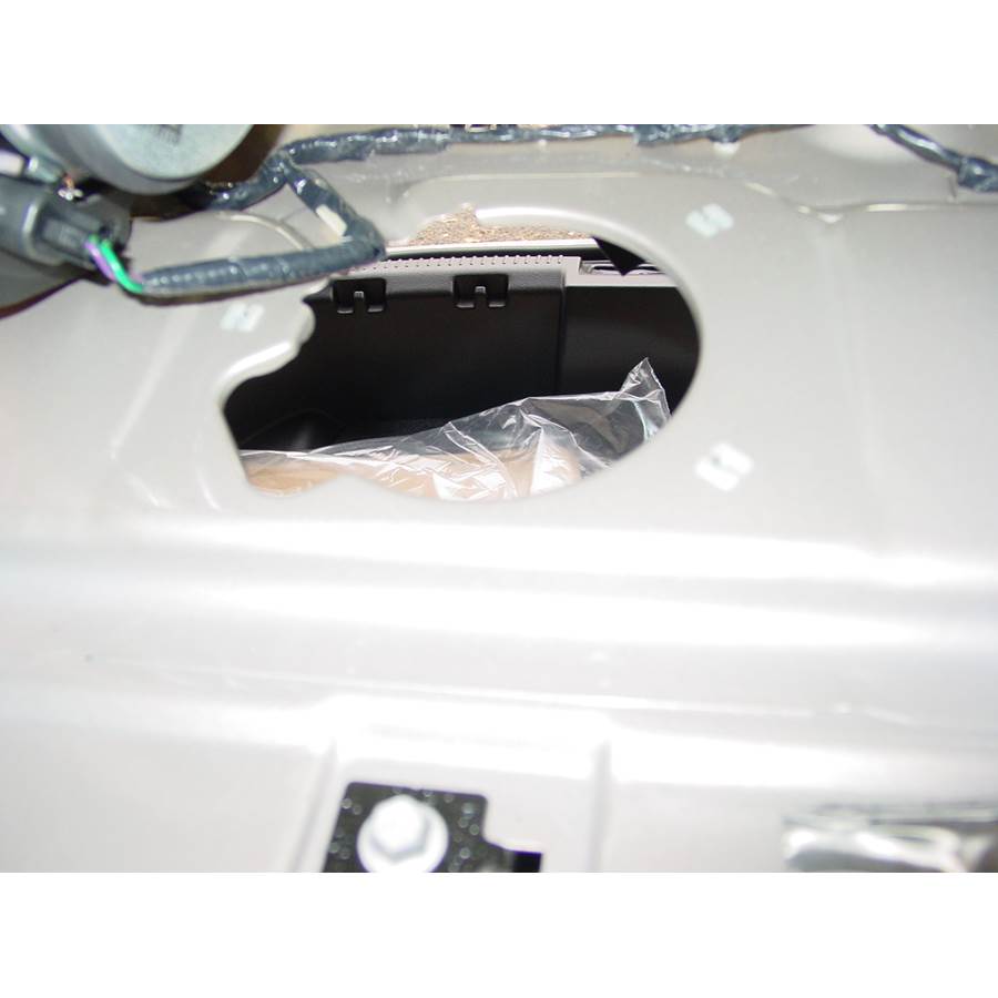 2007 Lincoln MKZ Rear deck center speaker removed