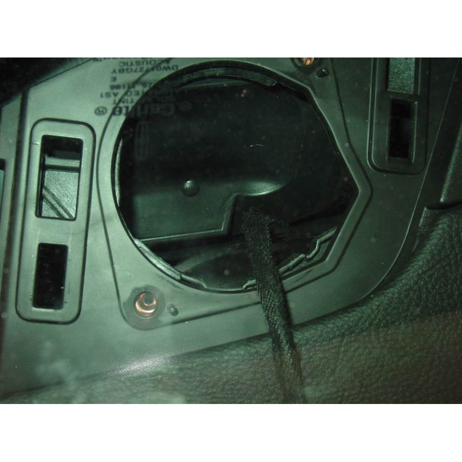 2009 Lincoln MKS Dash speaker removed