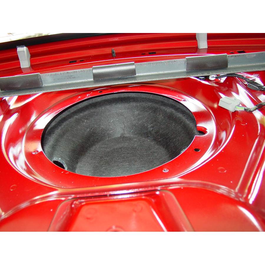 2009 Lincoln MKS Rear deck center speaker removed