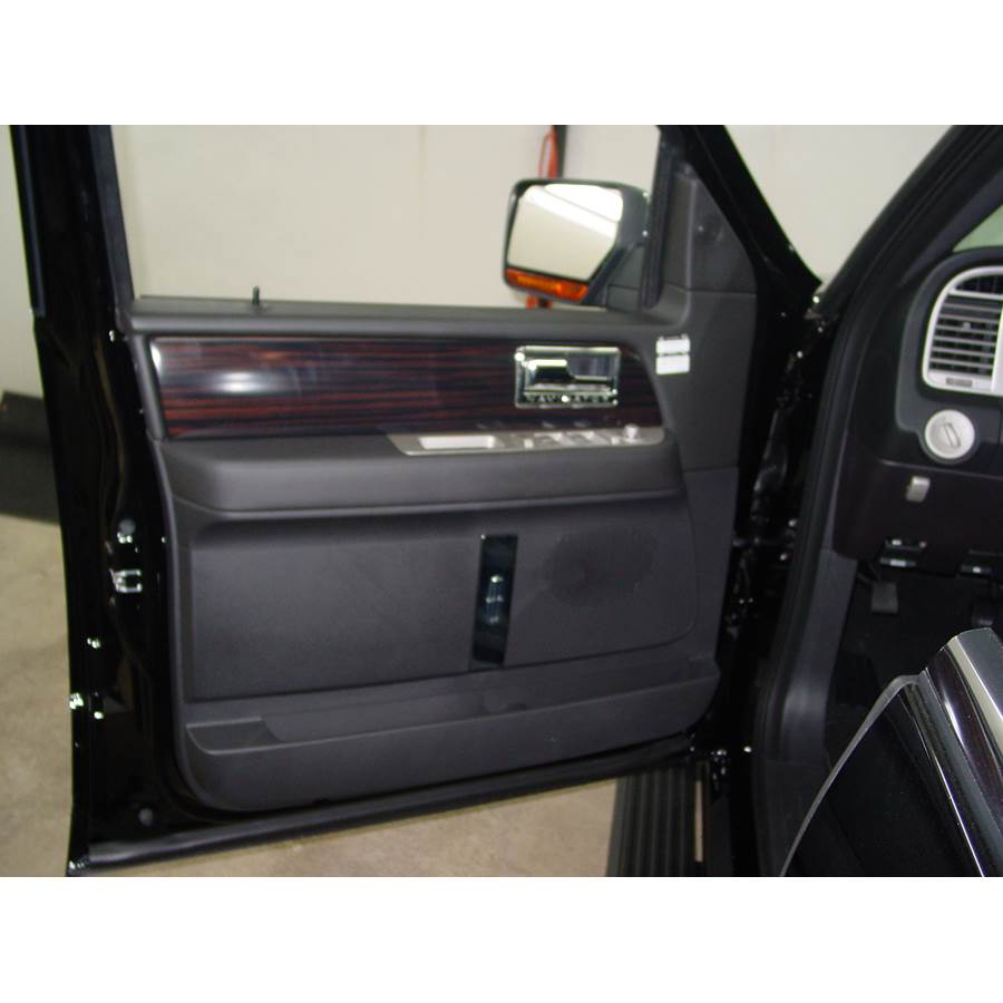 2008 Lincoln Navigator Front door speaker location