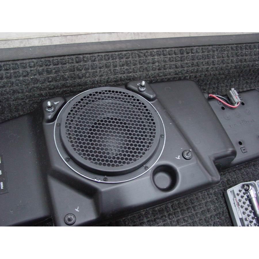 2010 Lincoln Town Car Rear deck center speaker
