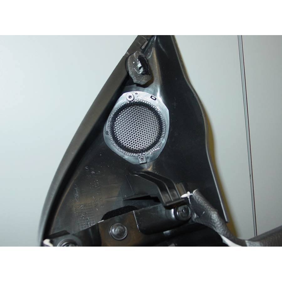 2004 Lincoln Navigator Front door tweeter removed
