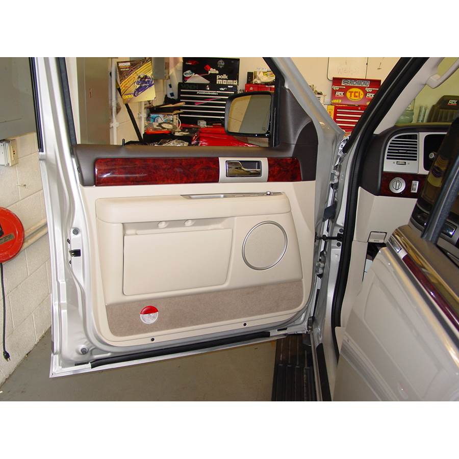 2003 Lincoln Navigator Front door speaker location