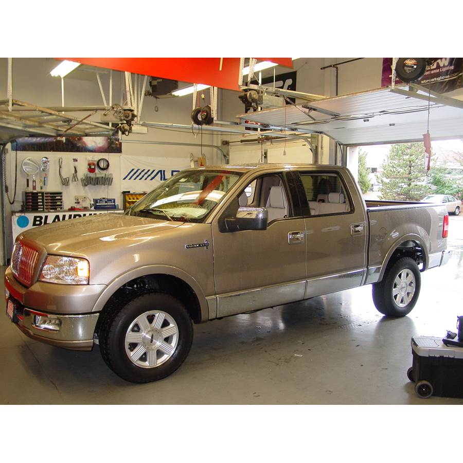 2008 Lincoln Mark LT Exterior