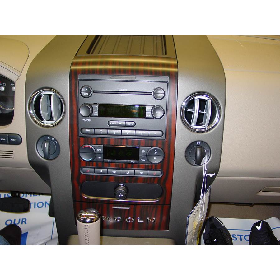 2006 Lincoln Mark LT Factory Radio